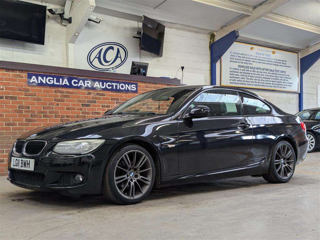 <p>2011 BMW 320I M SPORT</p>
