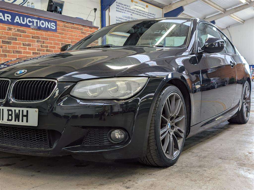<p>2011 BMW 320I M SPORT</p>