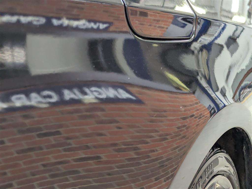 <p>2011 BMW 320I M SPORT</p>