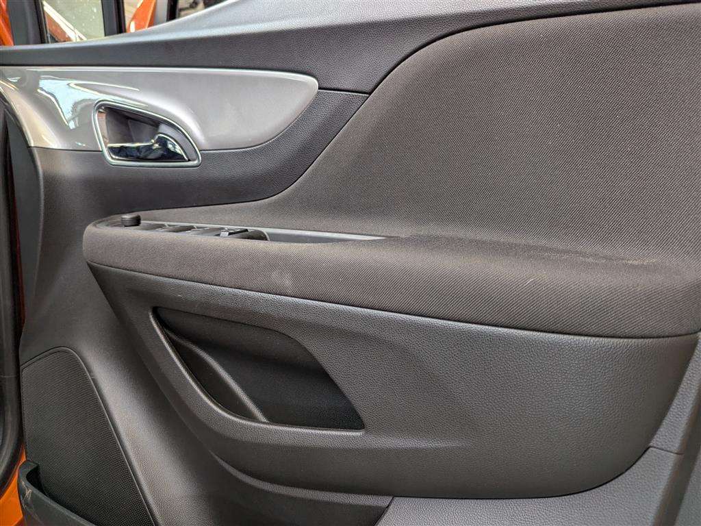 <p>2015 VAUXHALL MOKKA TECH LINE TURBO AUT</p>