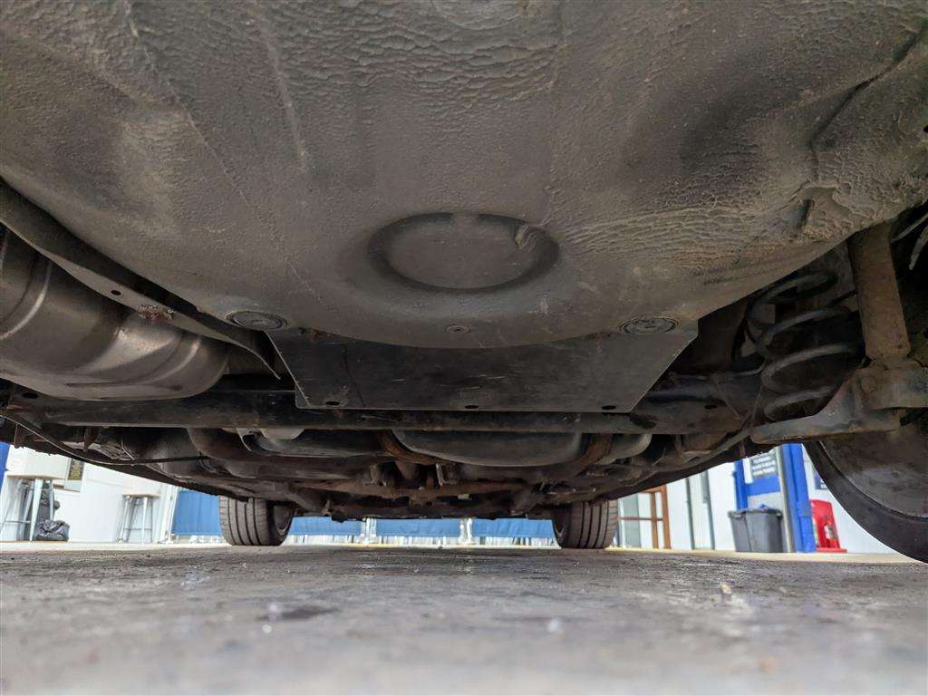 <p>2001 VOLKSWAGEN GOLF GT TDI</p>