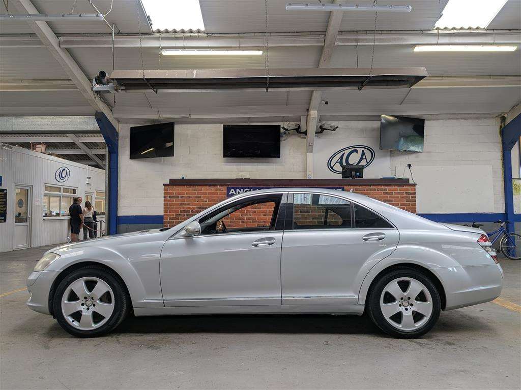 <p>2007 MERCEDES S320 CDI AUTO</p>