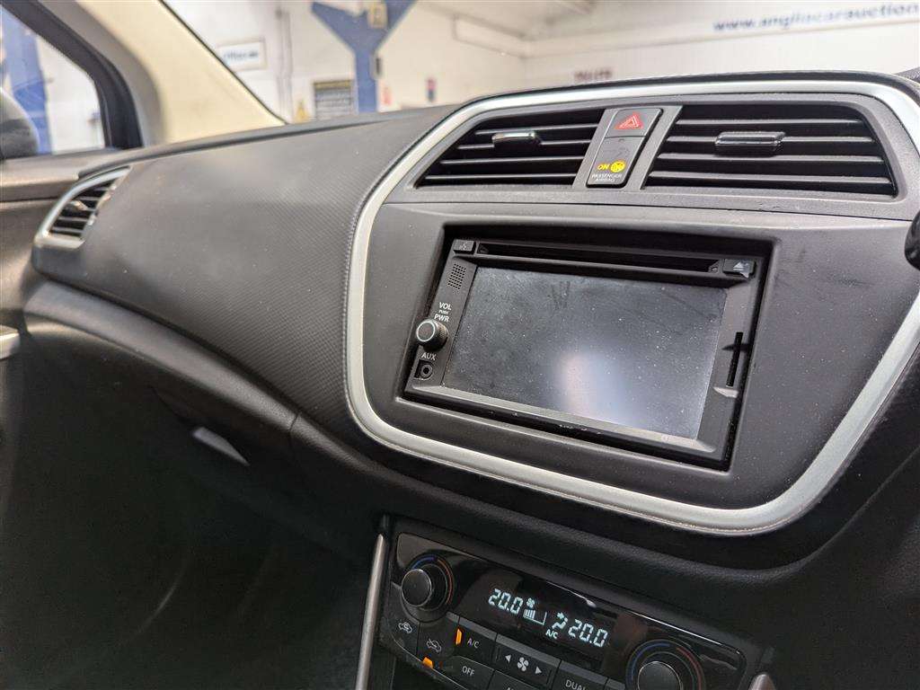 <p>2015 SUZUKI SX4 S-CROSS SZ5 ALLGRIP C</p>