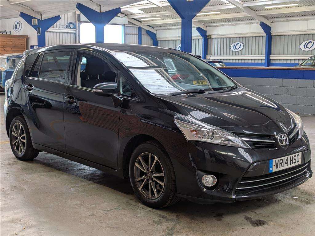 <p>2014 TOYOTA VERSO ICON D-4D</p>