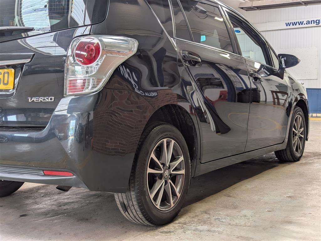 <p>2014 TOYOTA VERSO ICON D-4D</p>