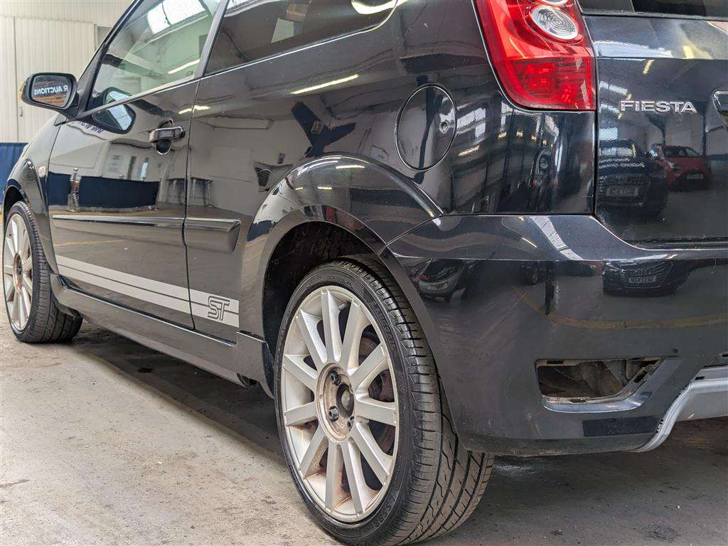 <p>2008 FORD FIESTA ST</p>