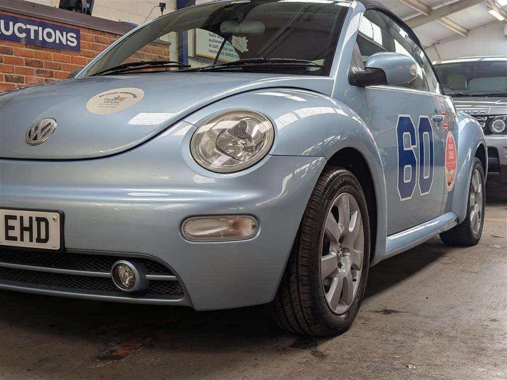 <p>2003 VOLKSWAGEN BEETLE CABRIOLET</p>