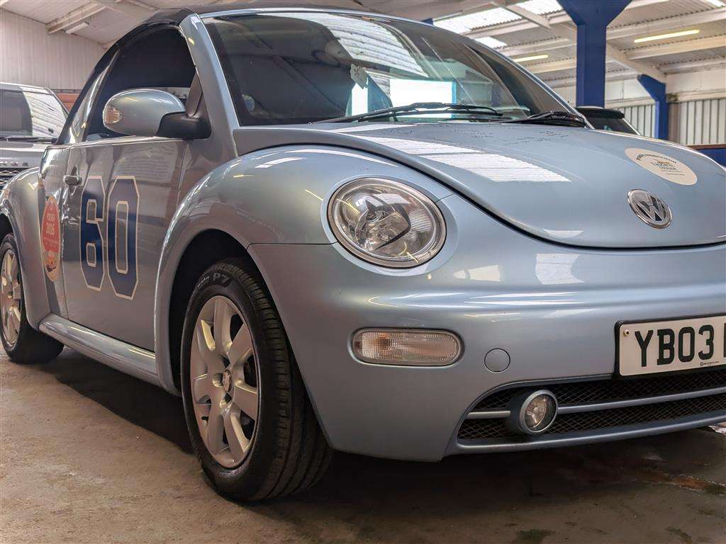 <p>2003 VOLKSWAGEN BEETLE CABRIOLET</p>