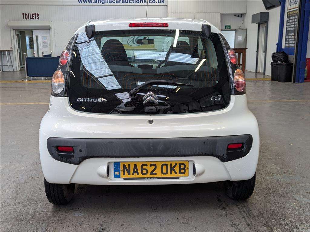<p>2012 CITROEN C1 VT</p>