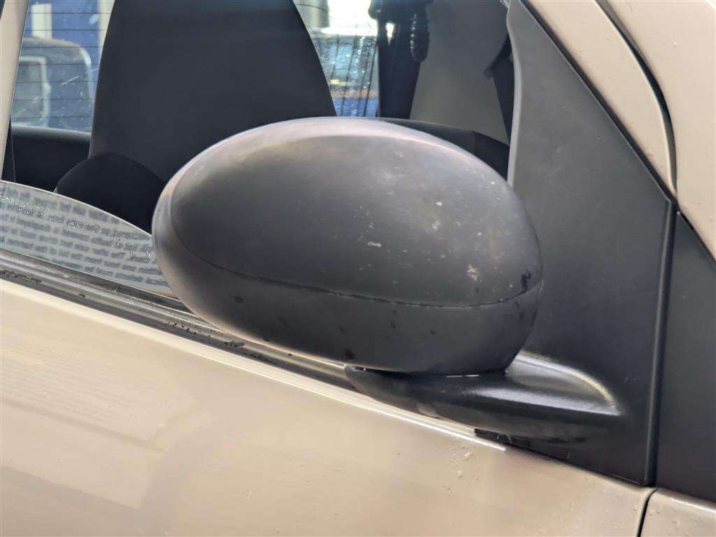 <p>2012 CITROEN C1 VT</p>