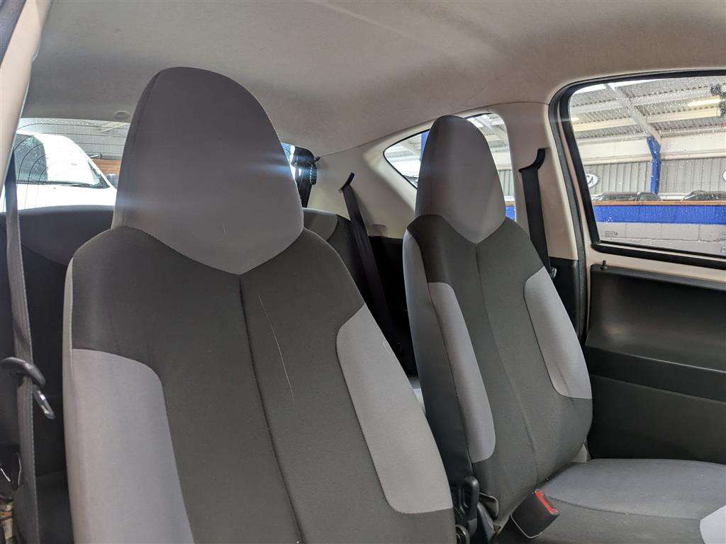 <p>2012 CITROEN C1 VT</p>