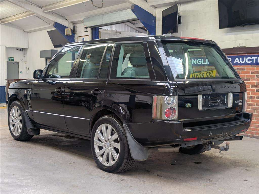 <p>2008 LAND ROVER RANGE ROVER VOGUE SE A</p>
