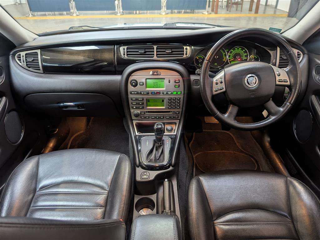 <p>2008 JAGUAR X-TYPE S AUTO</p>