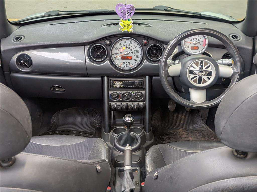 <p>2007 MINI MINI COOPER</p>