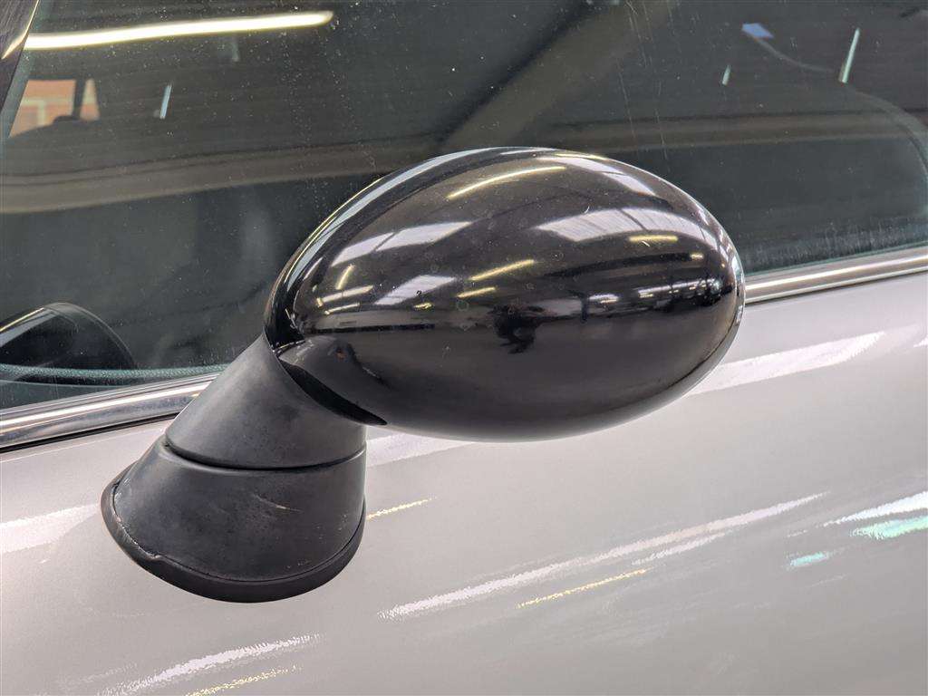 <p>2007 MINI MINI COOPER</p>