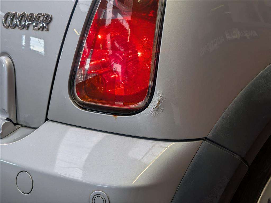<p>2007 MINI MINI COOPER</p>
