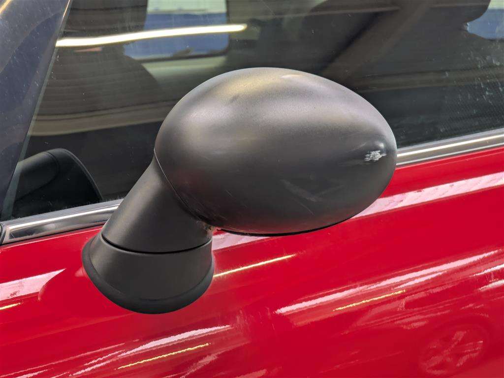 <p>2013 MINI ONE</p>