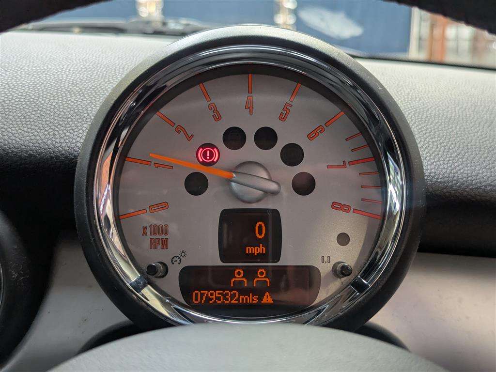 <p>2013 MINI ONE</p>