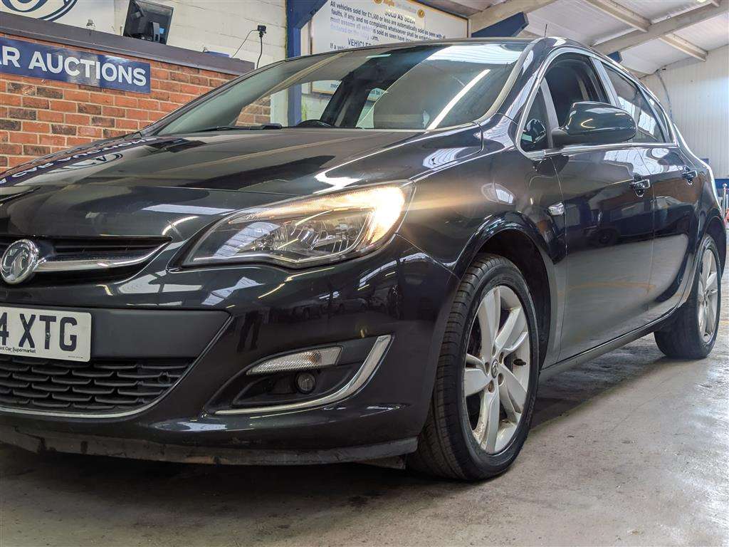 <p>2014 VAUXHALL ASTRA SRI</p>