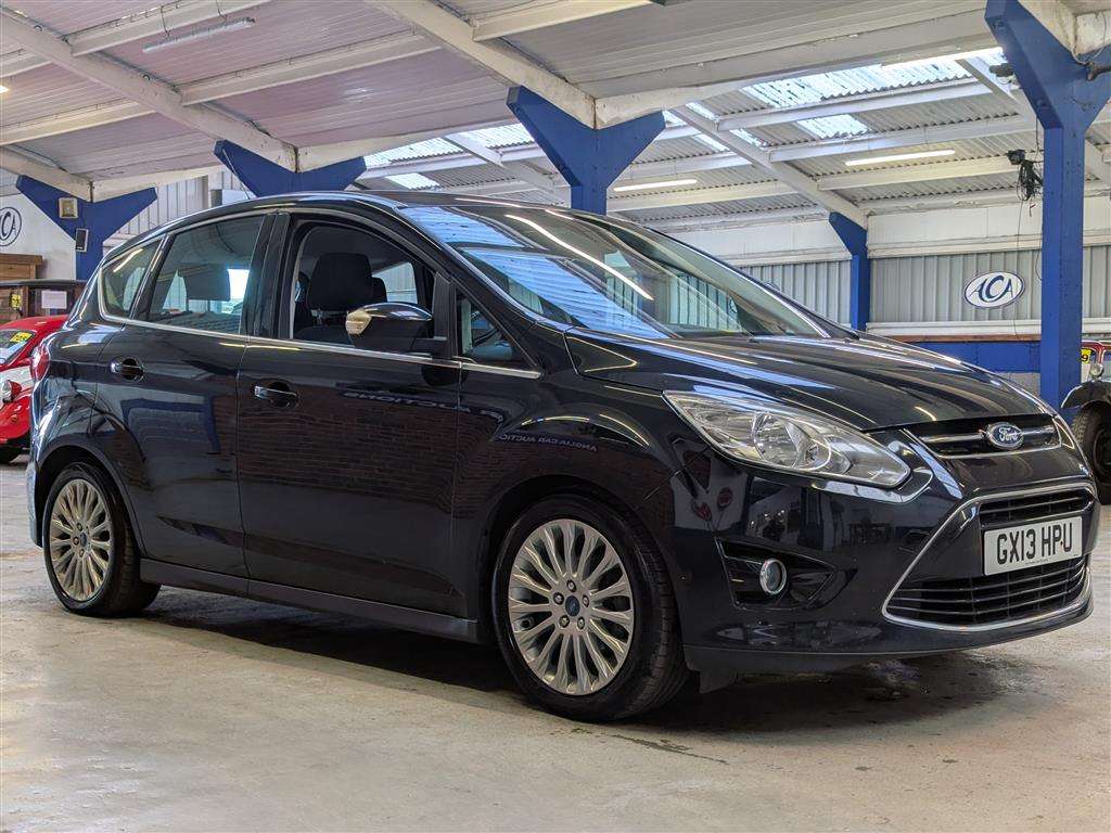 <p>2013 FORD C-MAX TITANIUM TDCI</p>