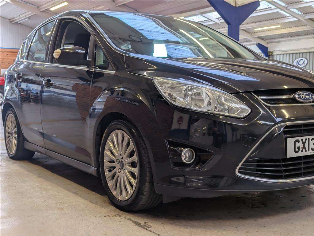 <p>2013 FORD C-MAX TITANIUM TDCI</p>