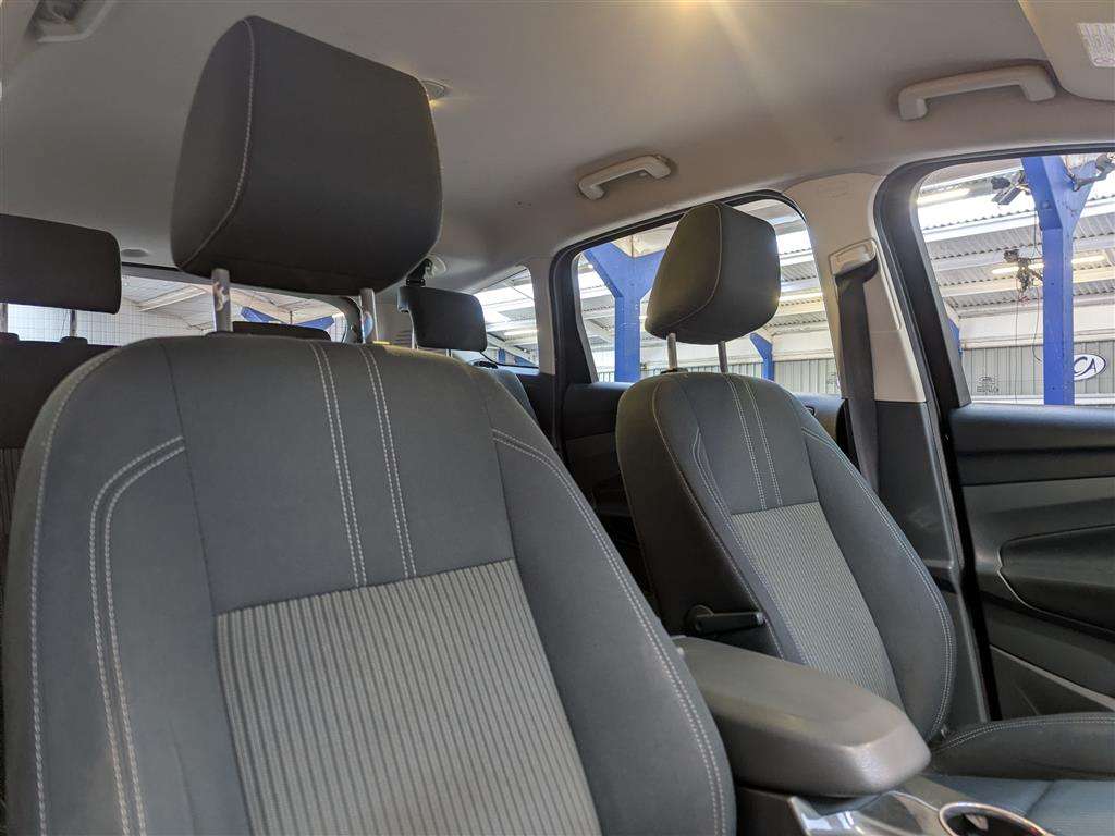 <p>2013 FORD C-MAX TITANIUM TDCI</p>