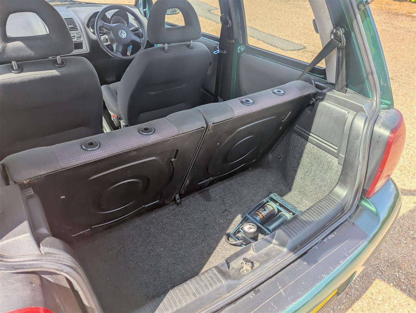 <p>2001 VOLKSWAGEN LUPO S AUTO</p>