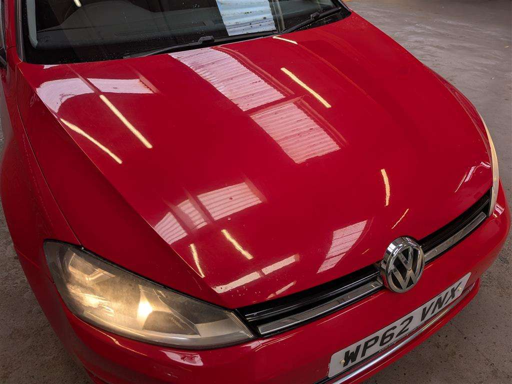 <p>2013 VOLKSWAGEN GOLF GT BLUEMOTION TECH T</p>
