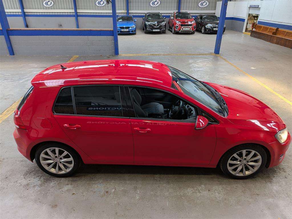 <p>2013 VOLKSWAGEN GOLF GT BLUEMOTION TECH T</p>