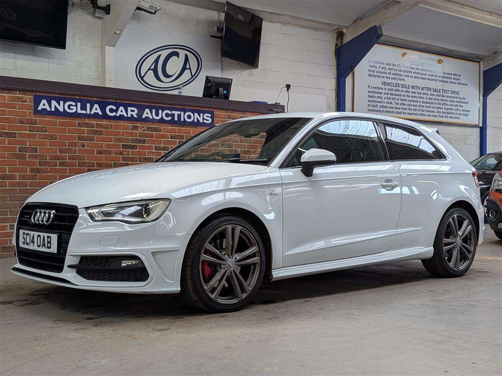 <p>2014 AUDI A3 S LINE TDI QUATTRO S-A</p>