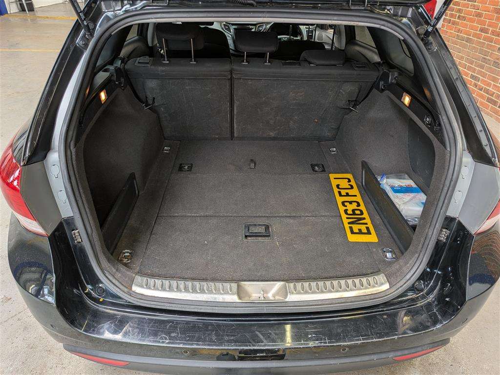 <p>2014 HYUNDAI I40 STYLE CRDI AUTO</p>