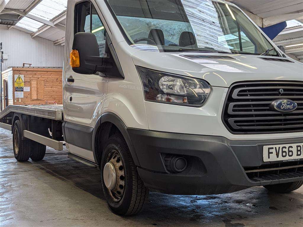 <p>2016 FORD TRANSIT 350 LWB</p>