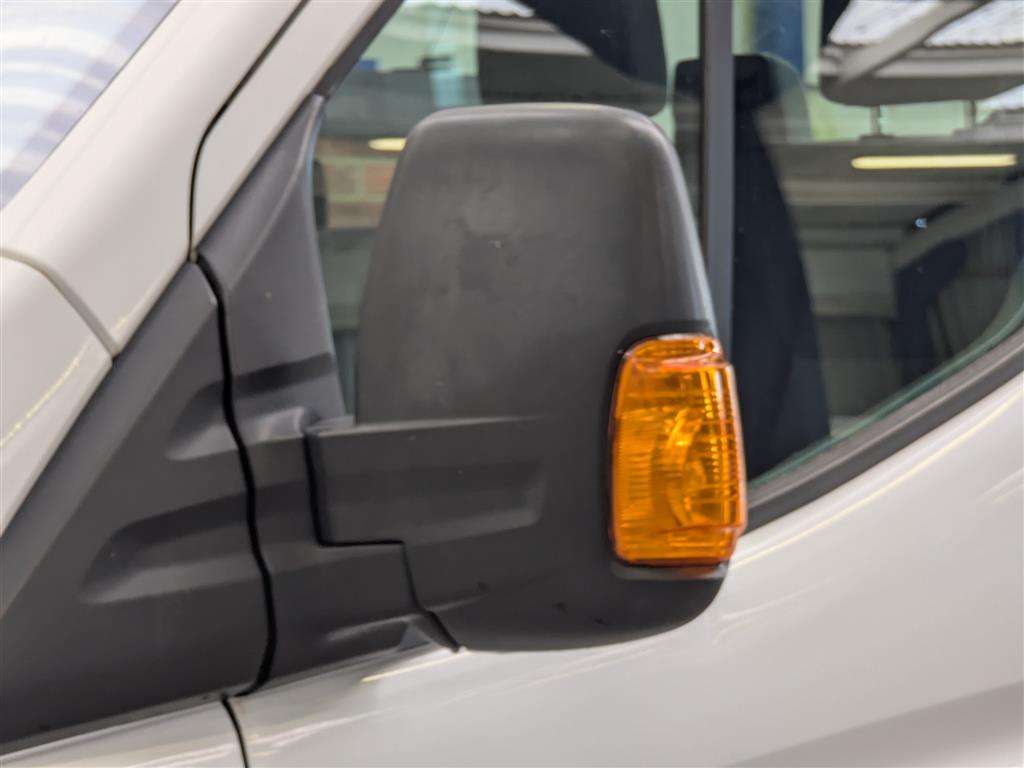 <p>2016 FORD TRANSIT 350 LWB</p>