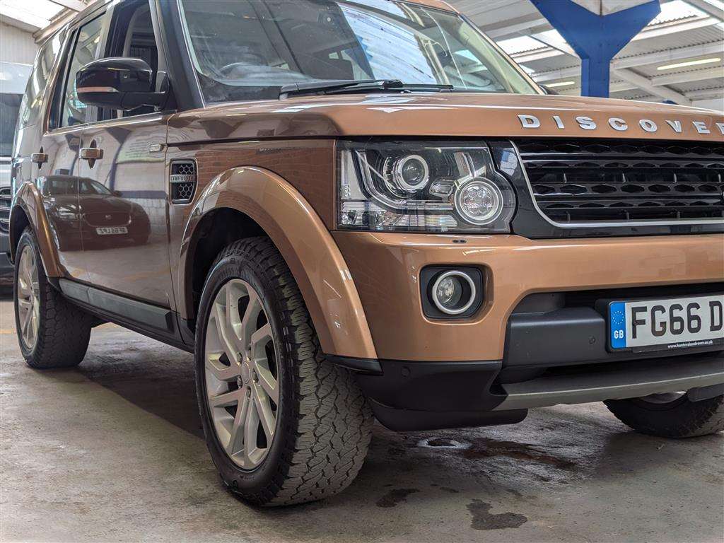 <p>2016 LAND ROVER DISCOVERY LANDMARK SDV6 A</p>