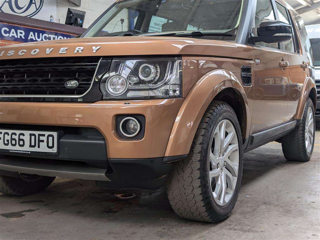<p>2016 LAND ROVER DISCOVERY LANDMARK SDV6 A</p>