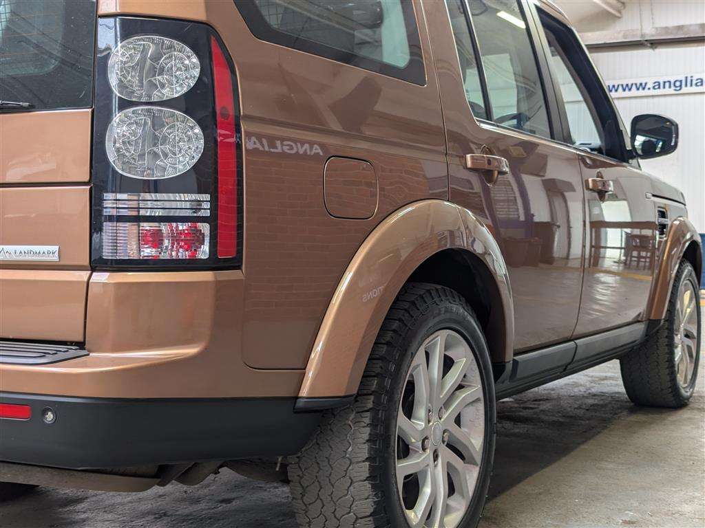 <p>2016 LAND ROVER DISCOVERY LANDMARK SDV6 A</p>