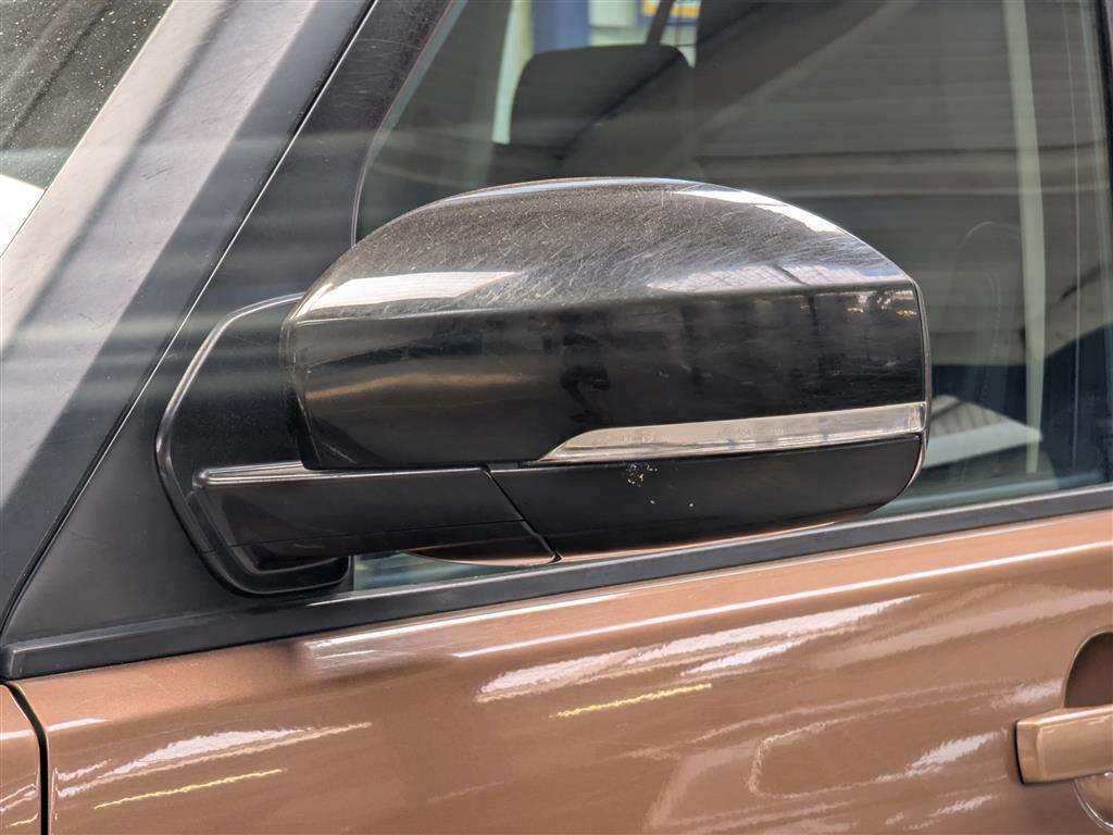 <p>2016 LAND ROVER DISCOVERY LANDMARK SDV6 A</p>