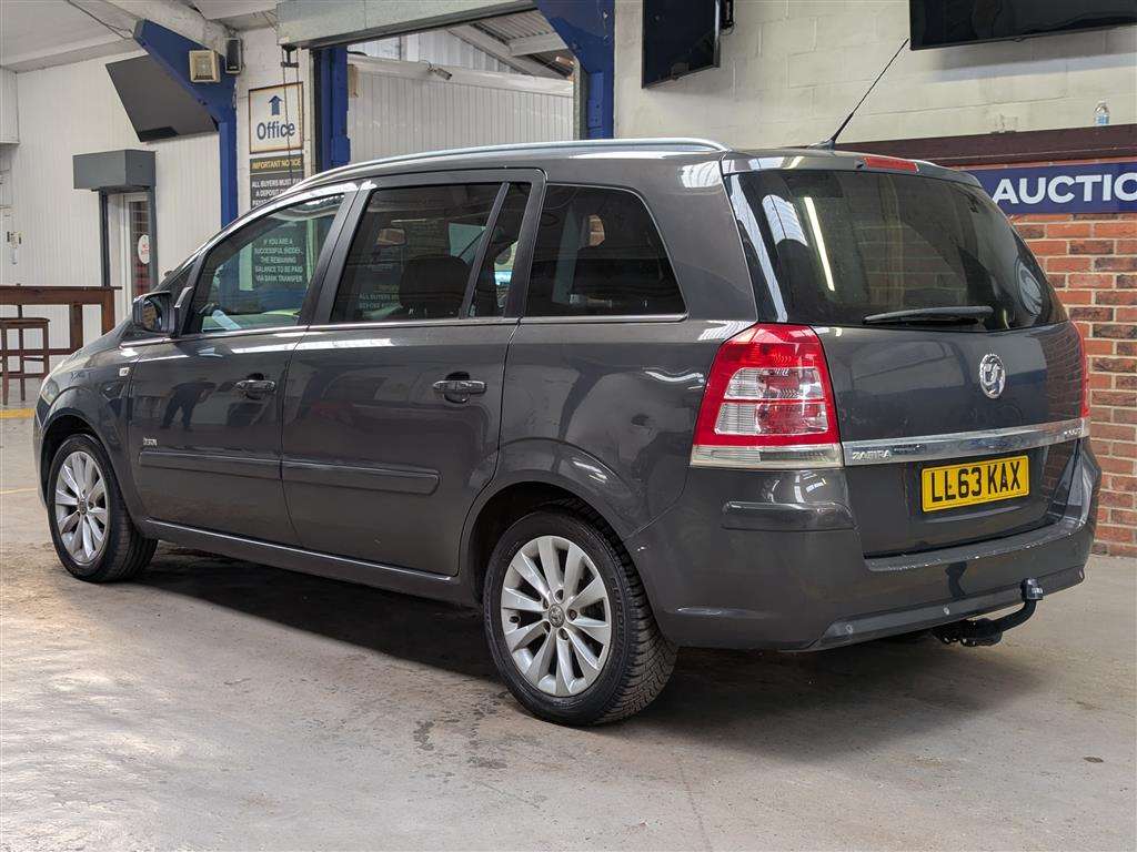<p>2013 VAUXHALL ZAFIRA DESIGN NAV CDTI EC</p>