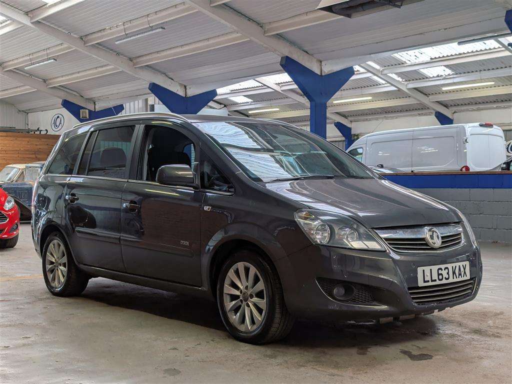 <p>2013 VAUXHALL ZAFIRA DESIGN NAV CDTI EC</p>