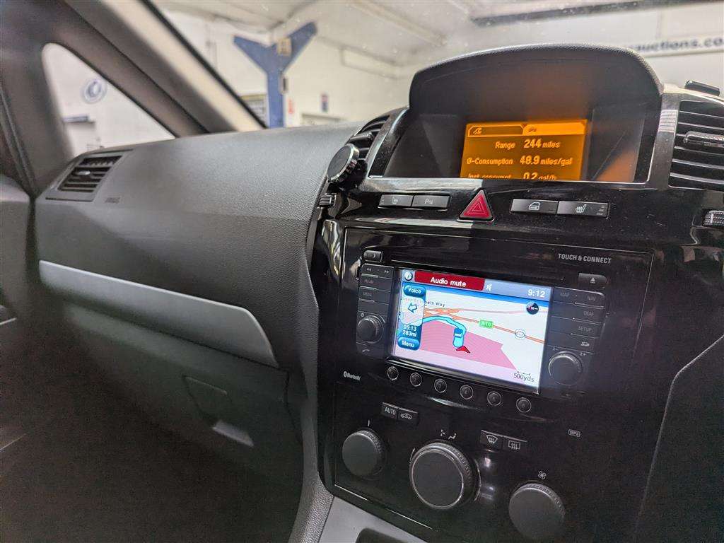 <p>2013 VAUXHALL ZAFIRA DESIGN NAV CDTI EC</p>