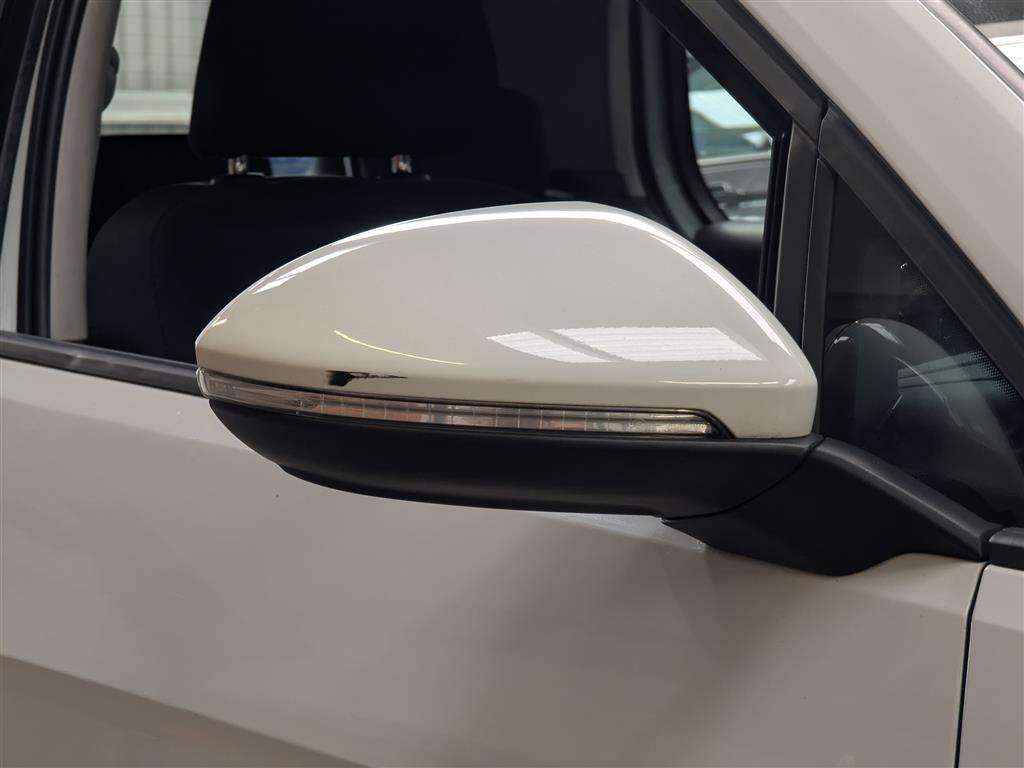 <p>2014 VOLKSWAGEN GOLF MATCH TDI BMT</p>