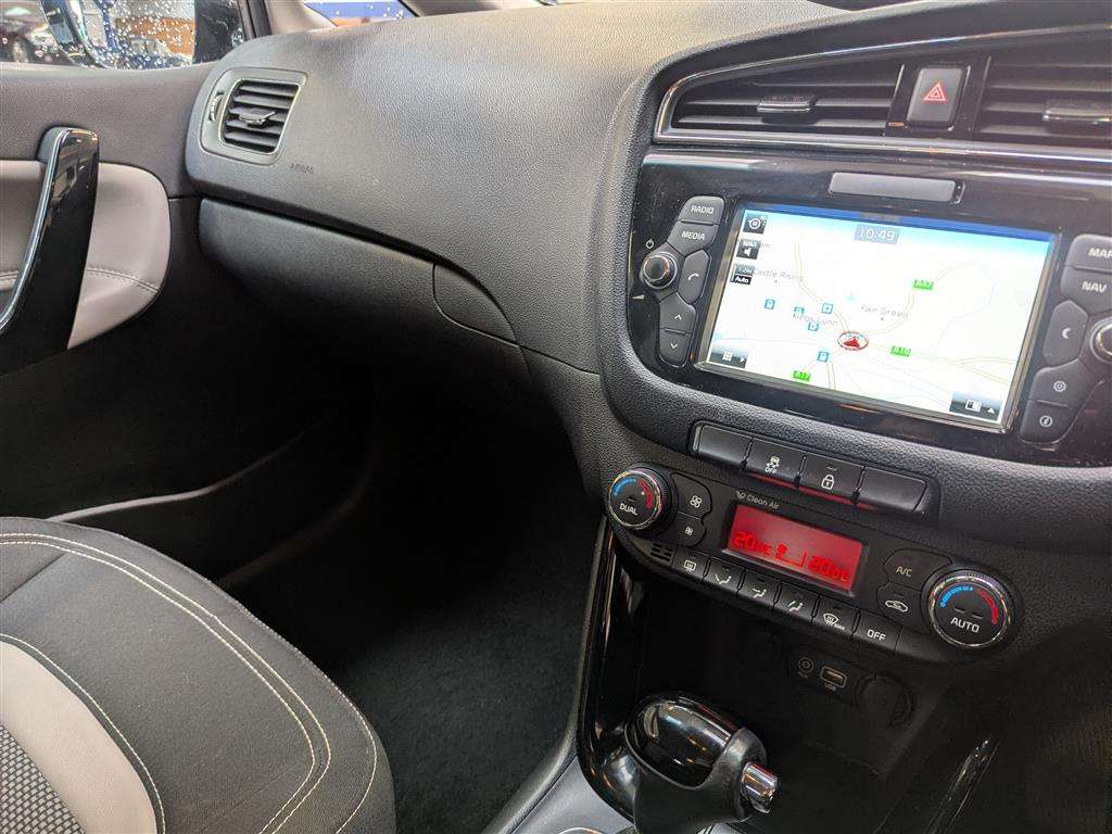 <p>2016 KIA CEED 3 ECODYNAMICS CRDI S</p>