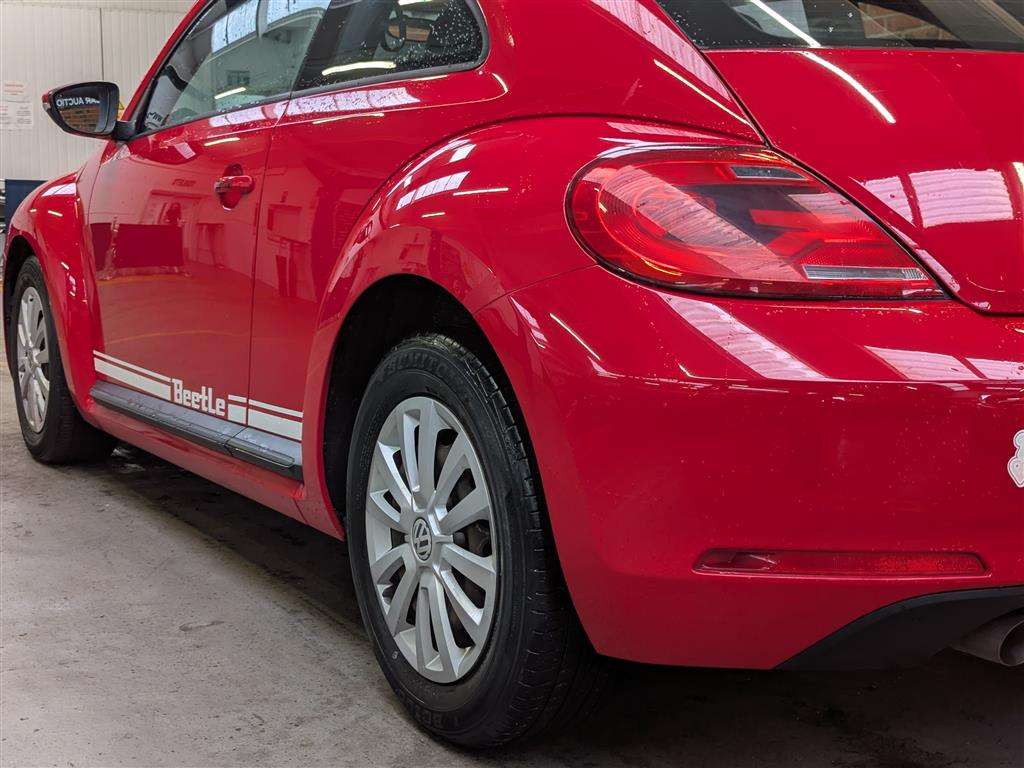 <p>2013 VOLKSWAGEN BEETLE TDI BLUEMOTION TEC</p>