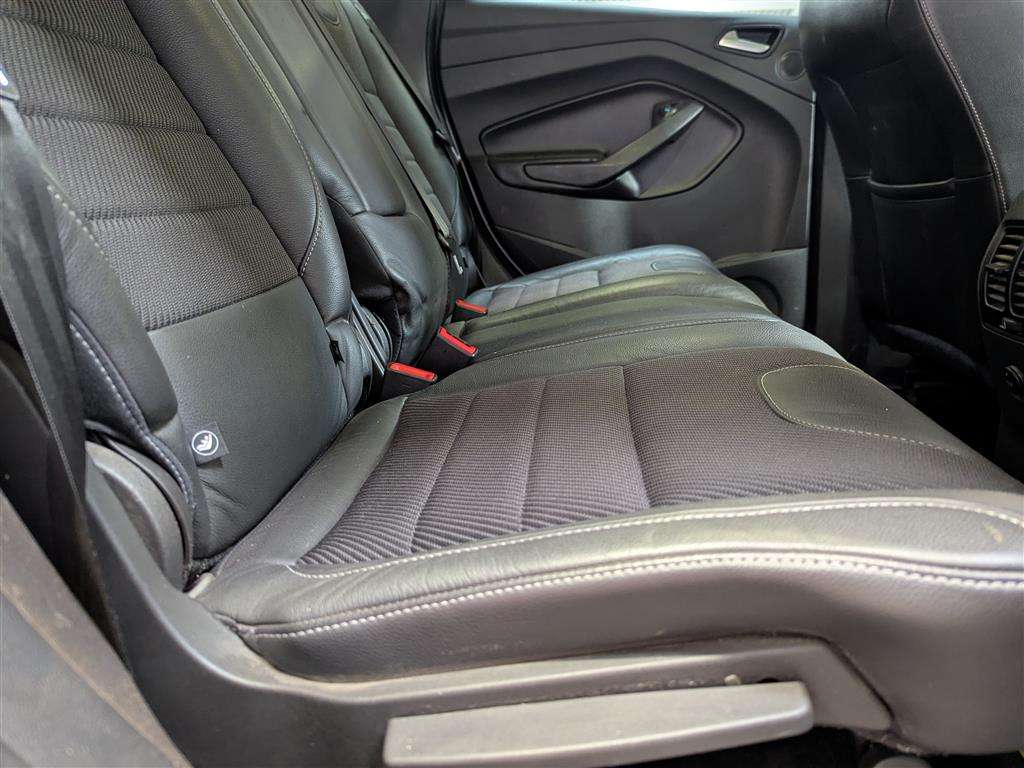 <p>2014 FORD KUGA TITANIUM 4X2 TDCI</p>