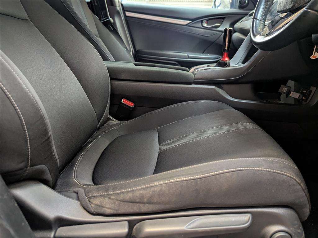 <p>2019 HONDA CIVIC SPORT VTEC</p>