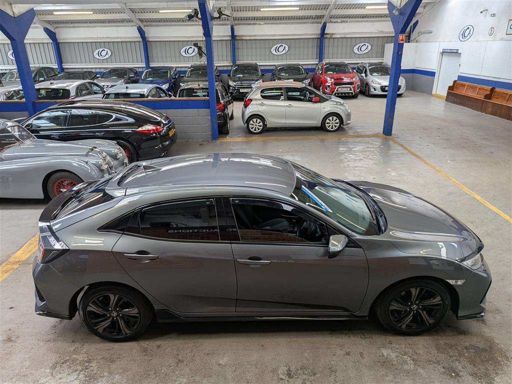 <p>2019 HONDA CIVIC SPORT VTEC</p>