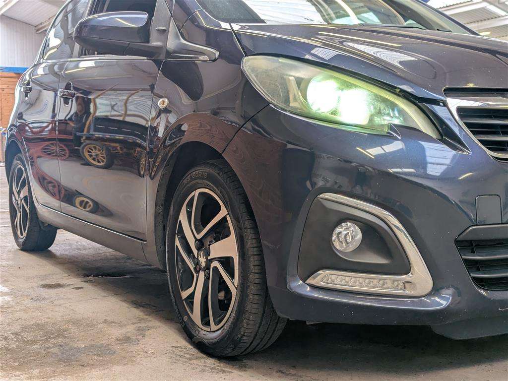 <p>2014 PEUGEOT 108 ALLURE</p>