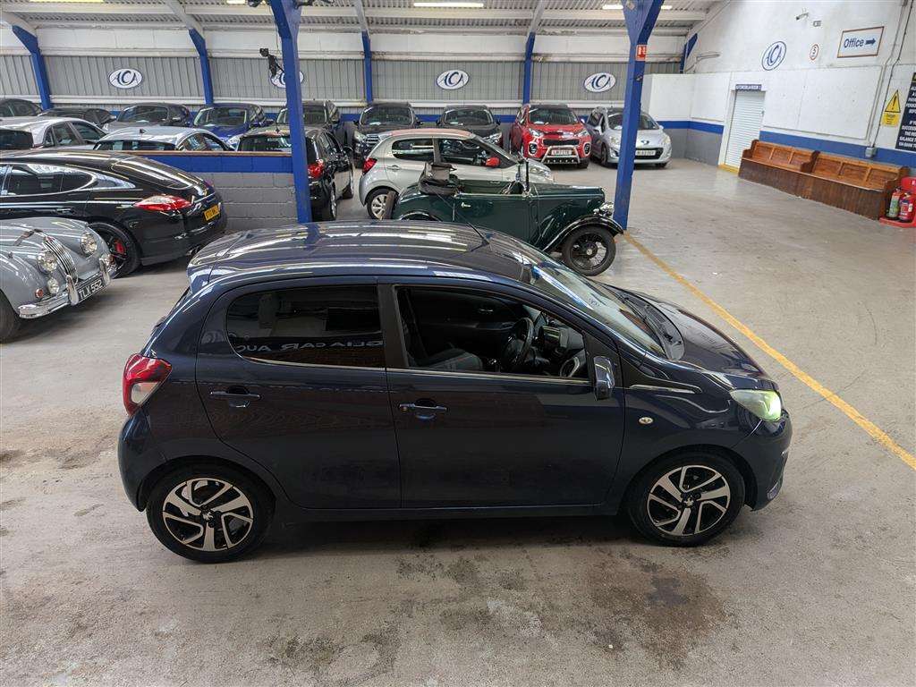 <p>2014 PEUGEOT 108 ALLURE</p>