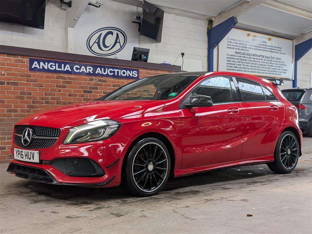 <p>2016 MERCEDES-BENZ A 180 D AMG LINE PREMIUM</p>