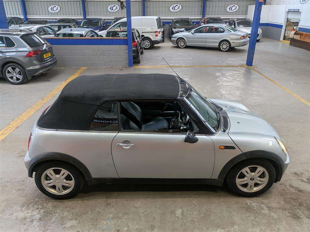 <p>2007 MINI MINI COOPER</p>